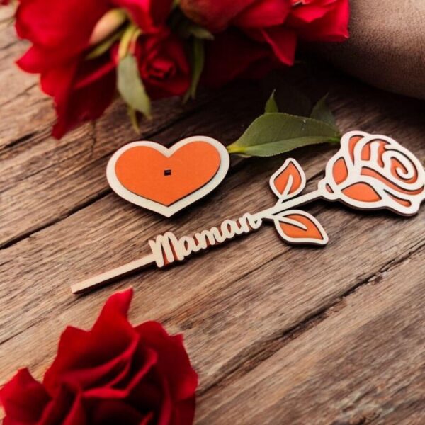 🌹 Rose en Bois Personnalisable avec Socle Cœur – Image 2